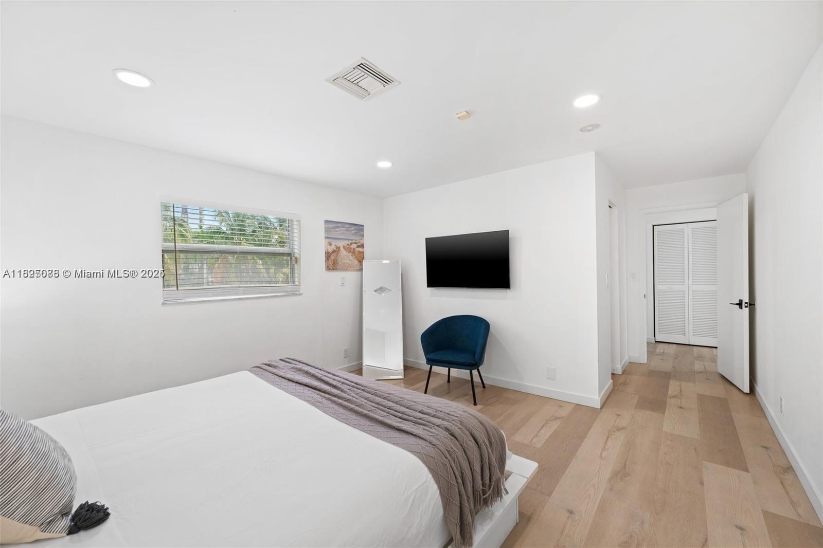 GOLDEN ISLES ESTATES FIRS - Residential