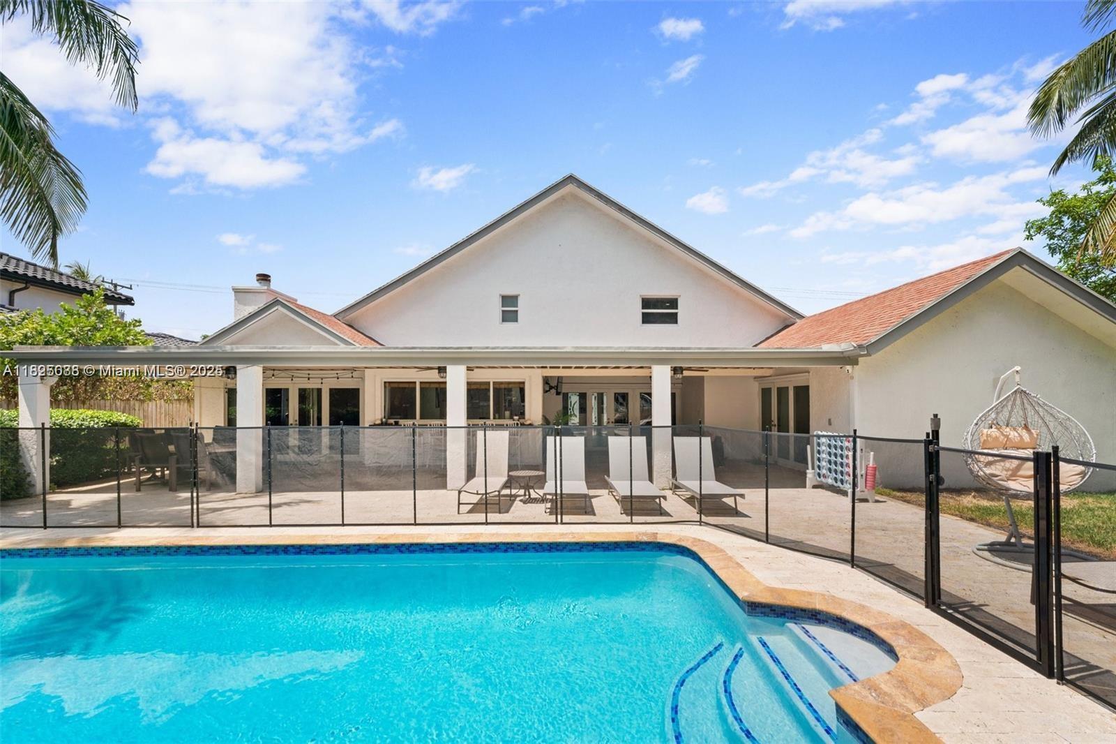 GOLDEN ISLES ESTATES FIRS - Residential