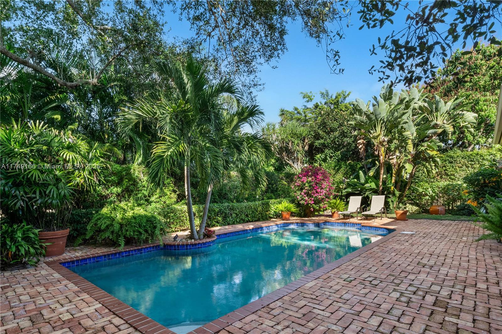 CORAL GABLES COUNTRY CLUB - Residential