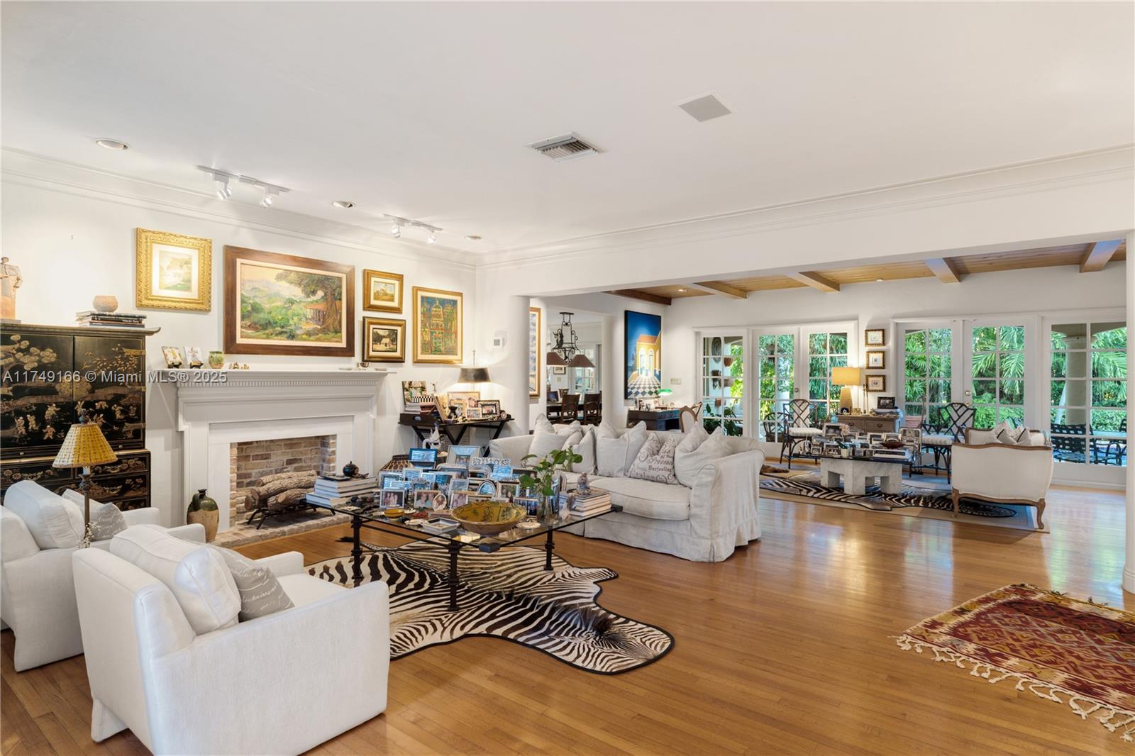 CORAL GABLES COUNTRY CLUB - Residential