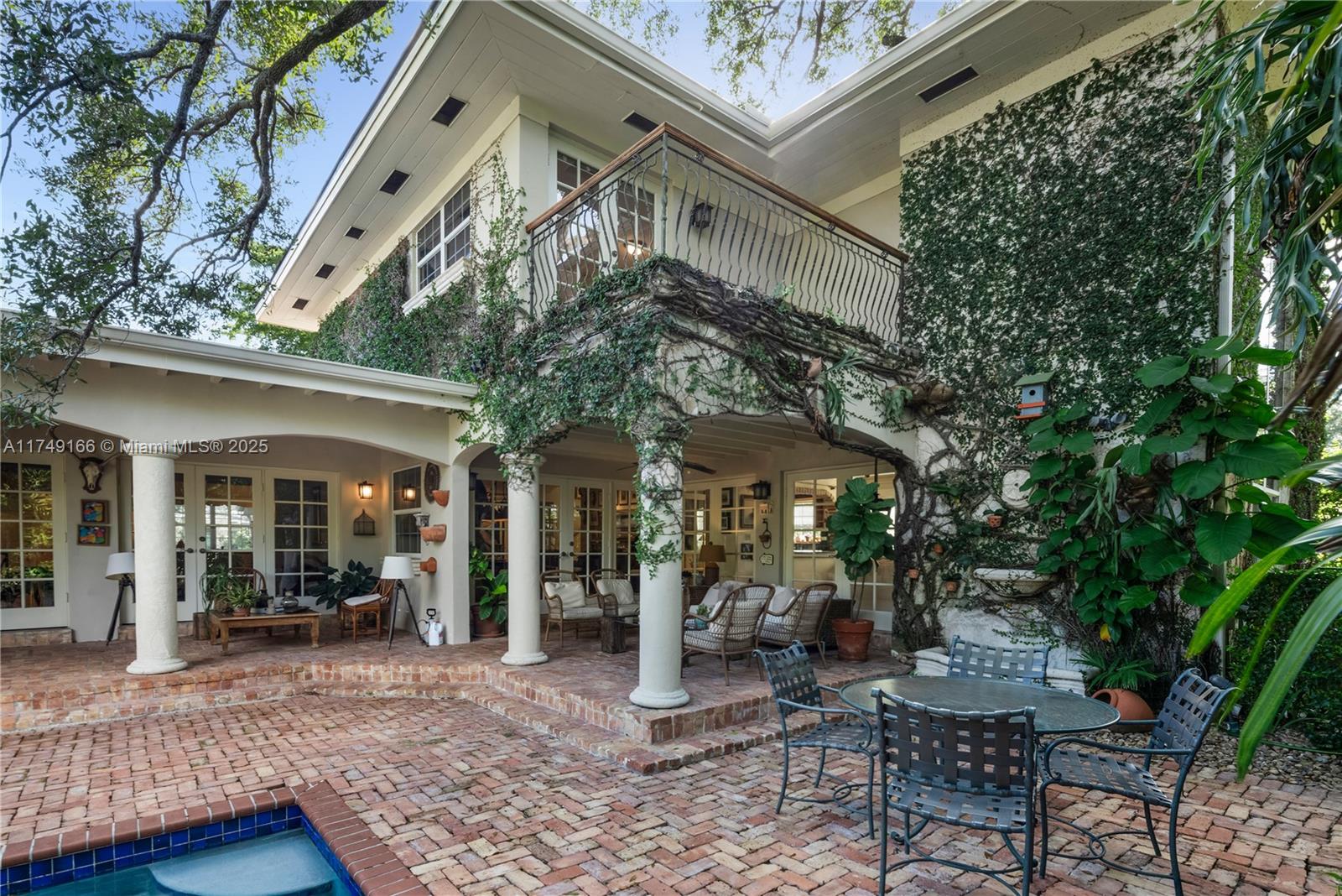 CORAL GABLES COUNTRY CLUB - Residential