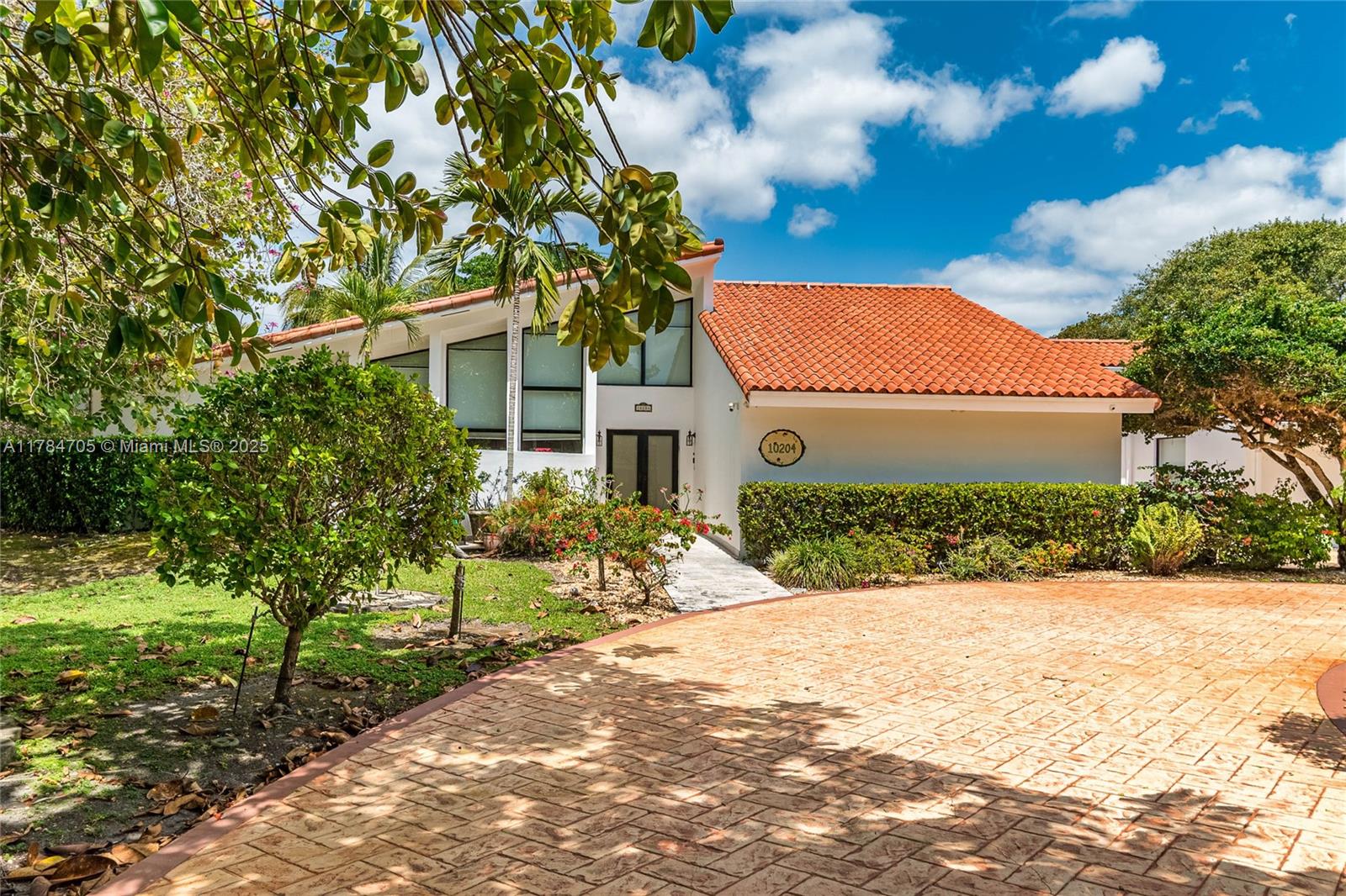 Property for Sale at 10204 Sw 96th Ct, Miami, Broward County, Florida - Bedrooms: 5 
Bathrooms: 4  - $2,399,000