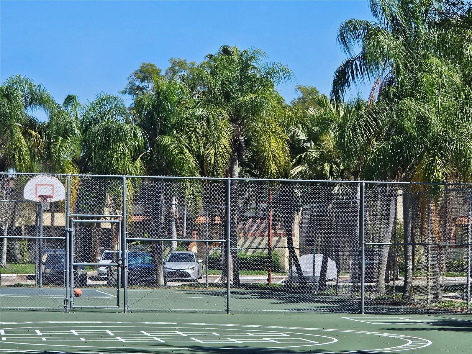 SPRINGTREE LAKES - Residential