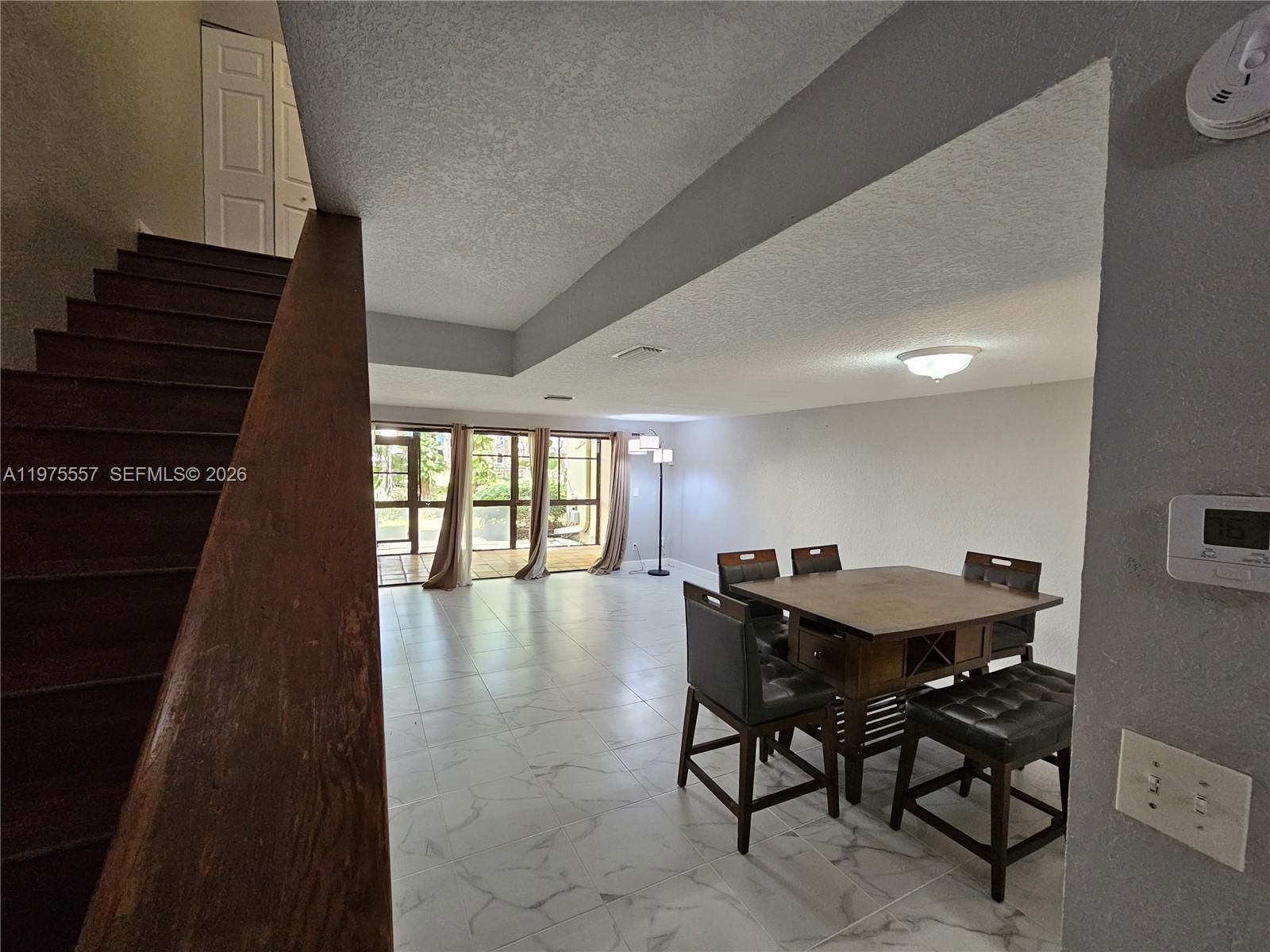 SPRINGTREE LAKES - Residential