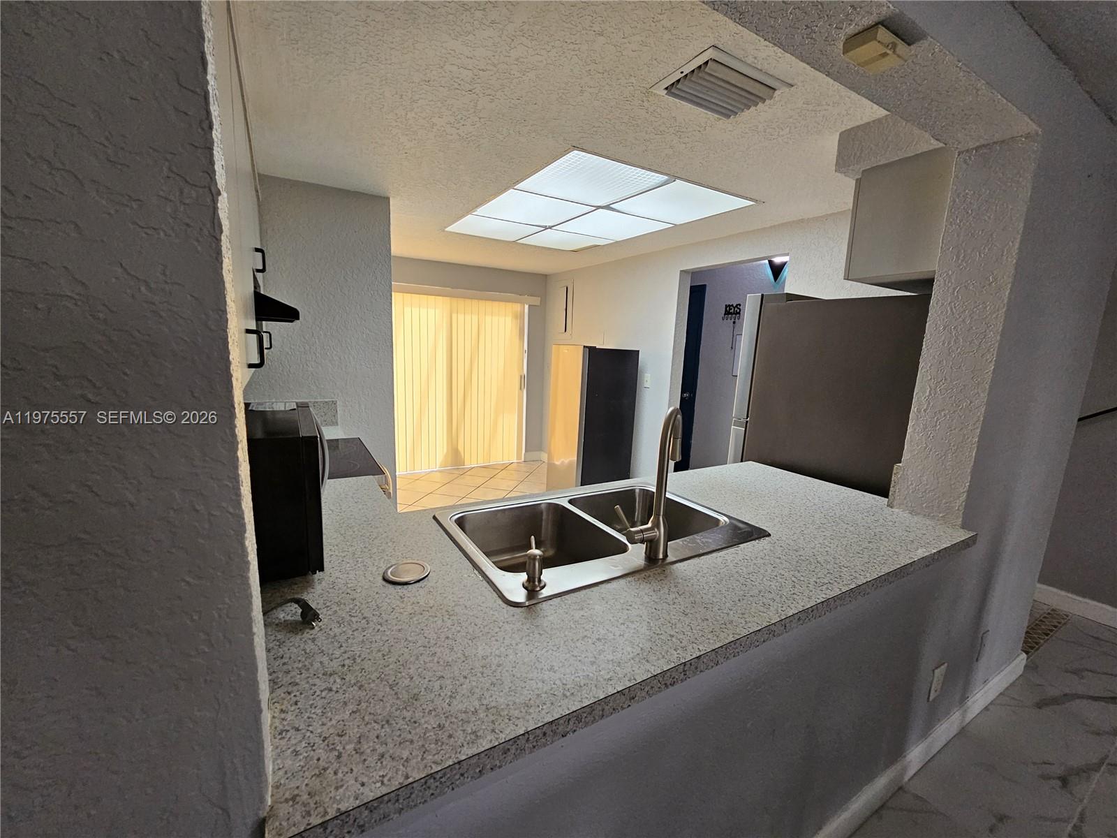 SPRINGTREE LAKES - Residential