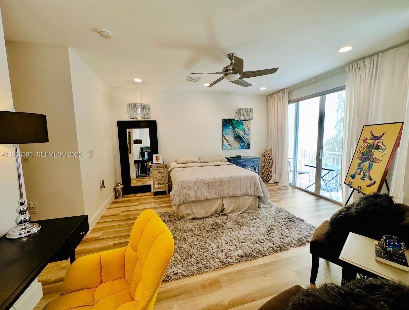 SAILBOAT BEND - Residential