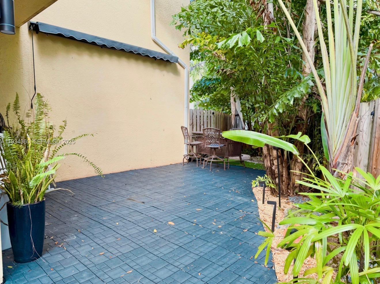 SAILBOAT BEND - Residential