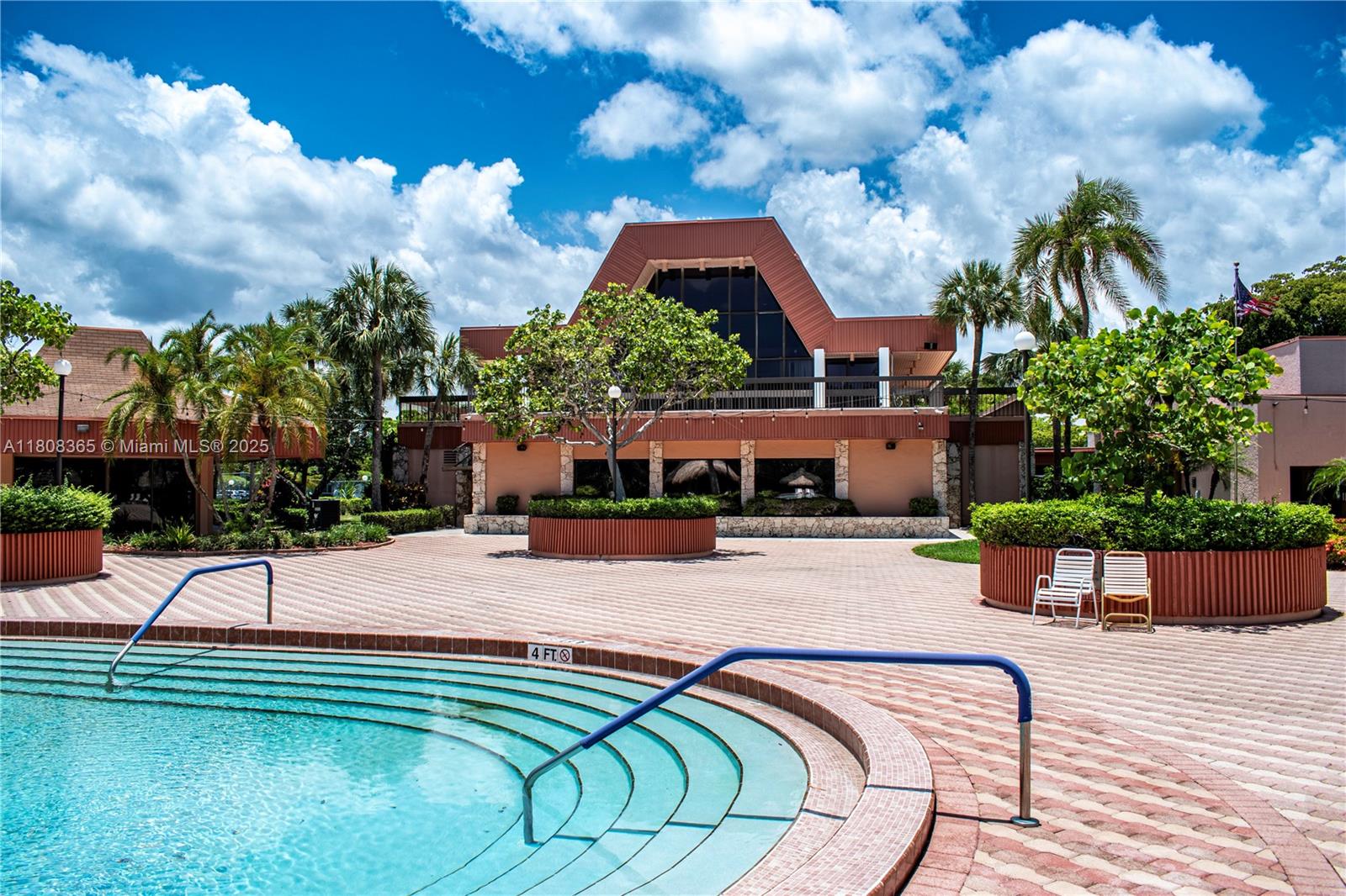 HOLIDAY SPRINGS VILLAGE 2 - Residential