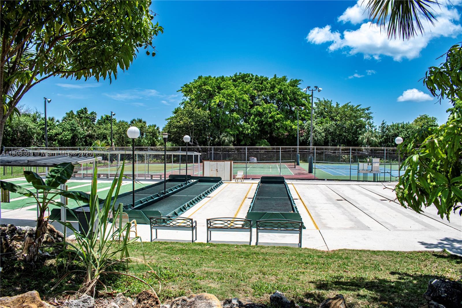 HOLIDAY SPRINGS VILLAGE 2 - Residential