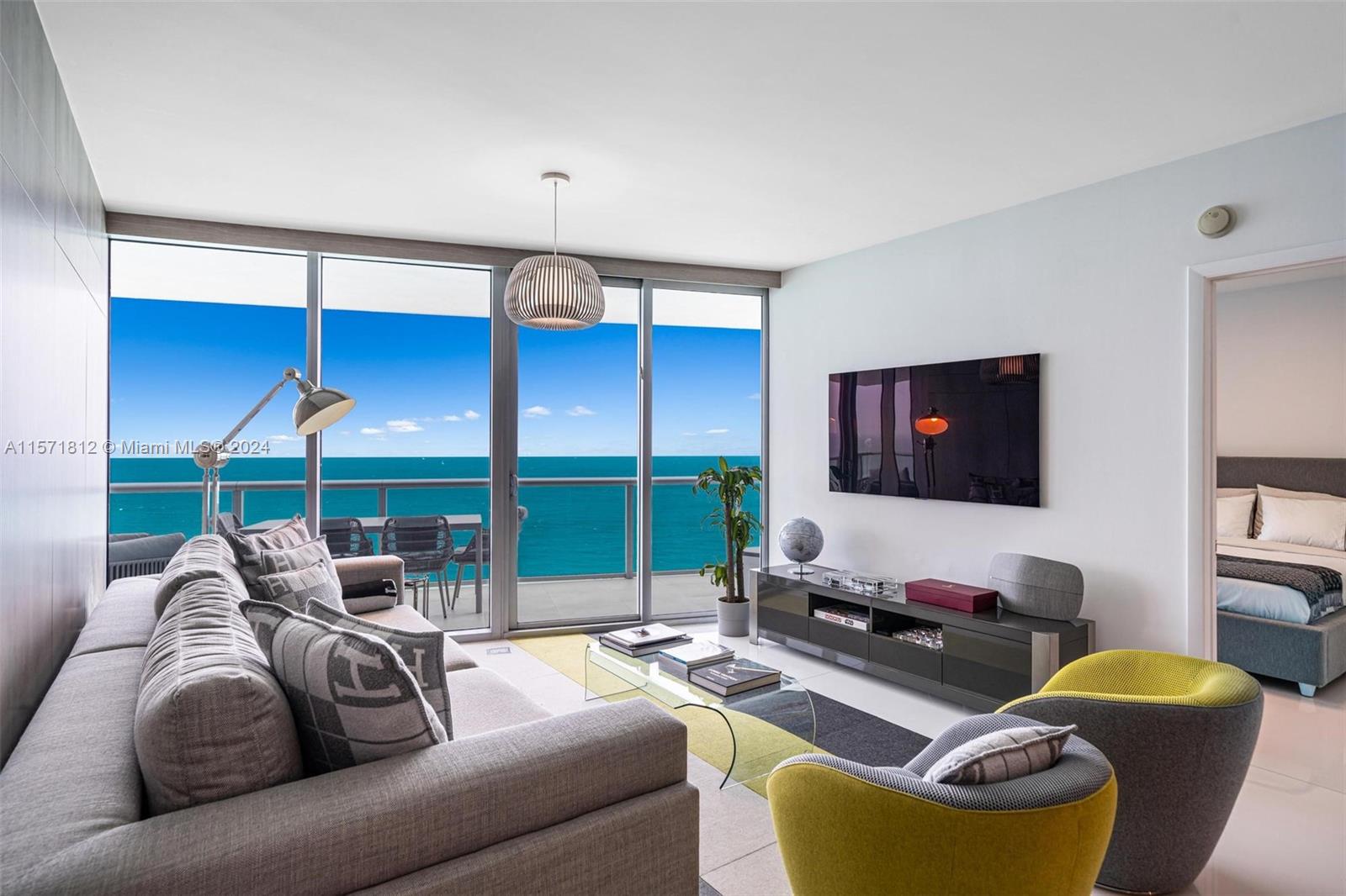 JADE BEACH - Residential