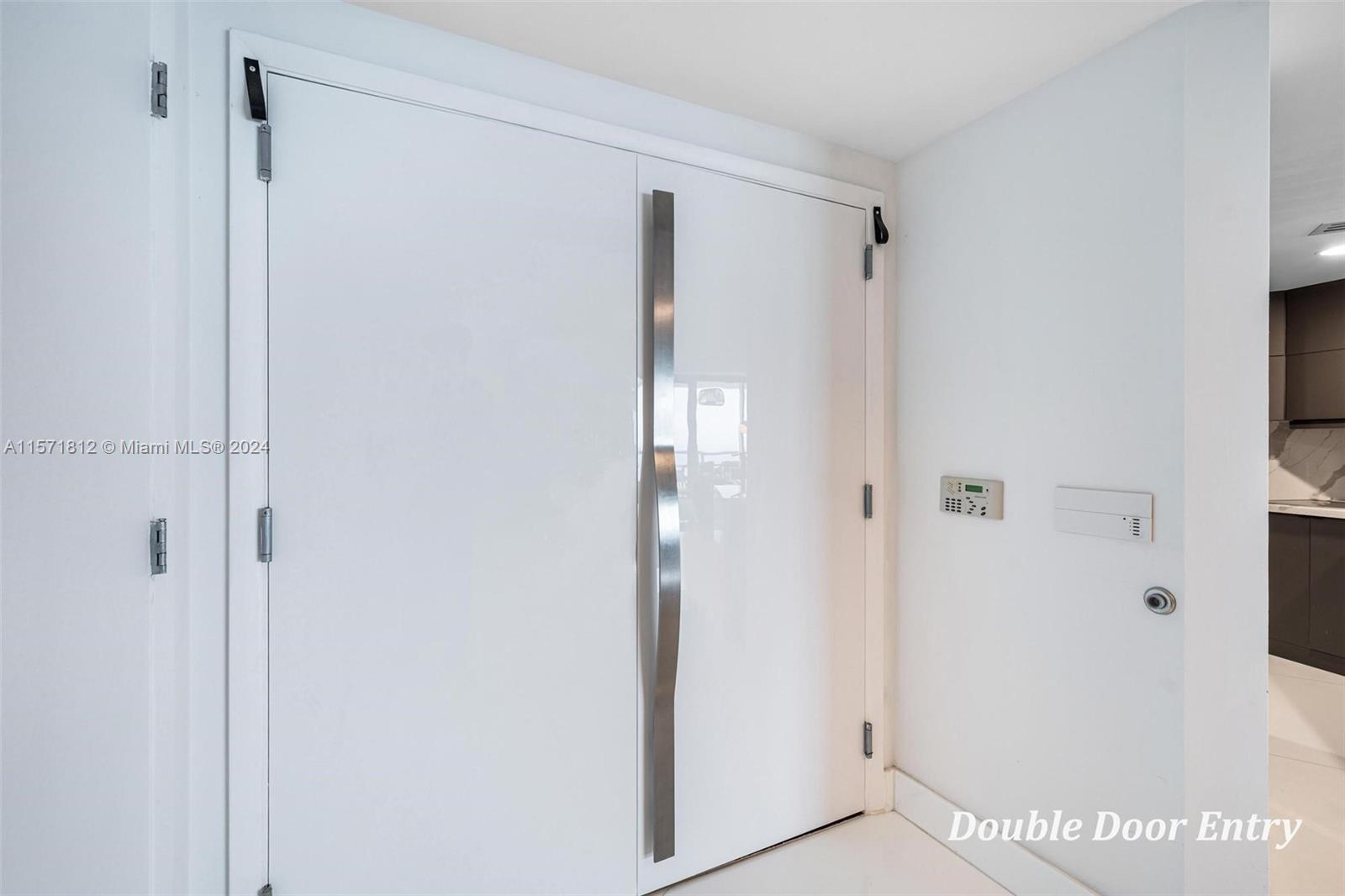 JADE BEACH - Residential