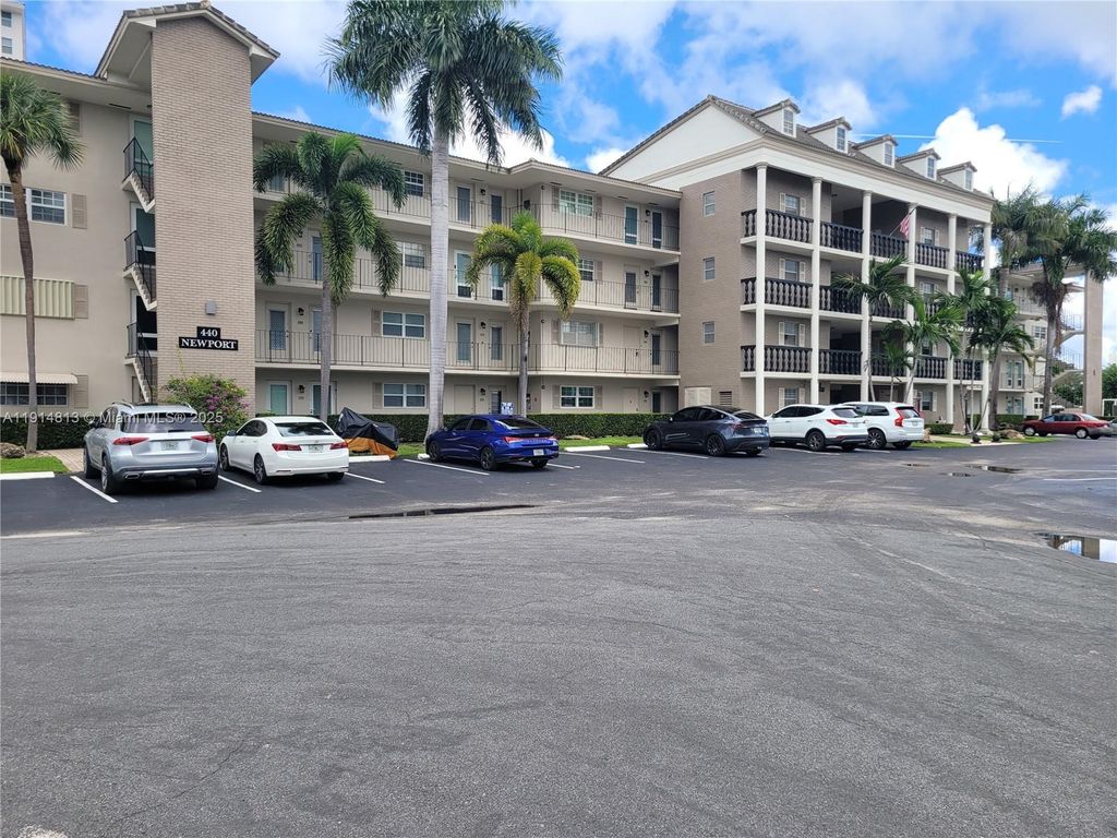 Photo of 440 Paradise Isle Blvd #209, Hallandale Beach, FL 33009 (MLS # A11914813)