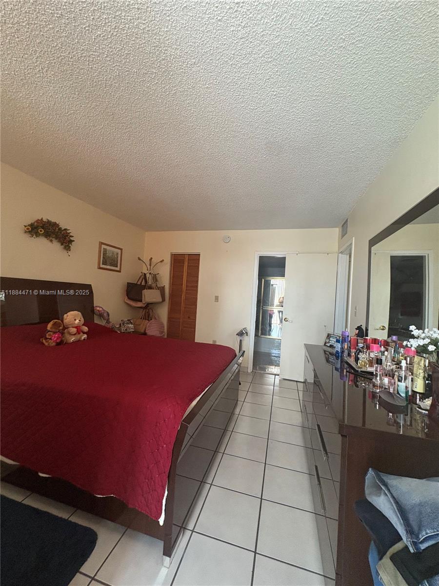 ISLA DEL MAR CONDO - Residential