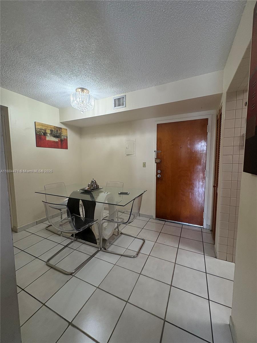 ISLA DEL MAR CONDO - Residential