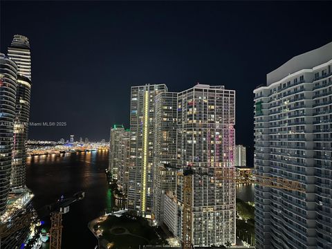 31 SE 5th St 3916 Miami FL 33131