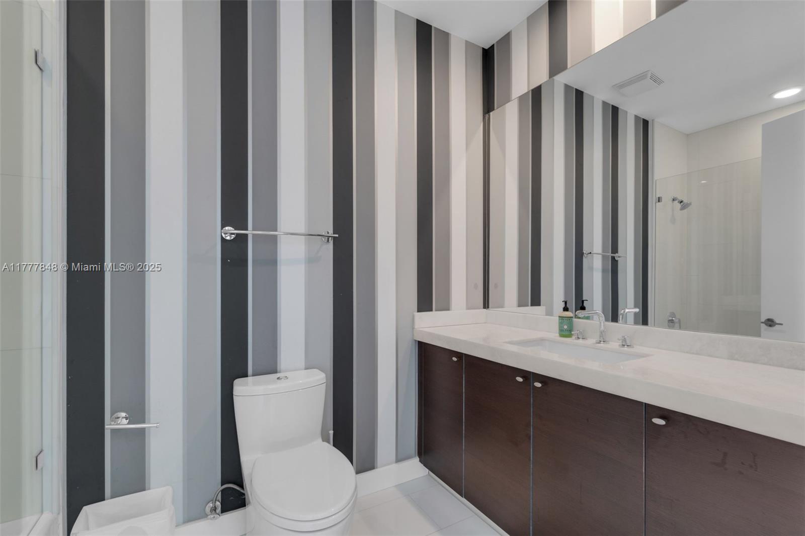ASIA CONDO - Residential