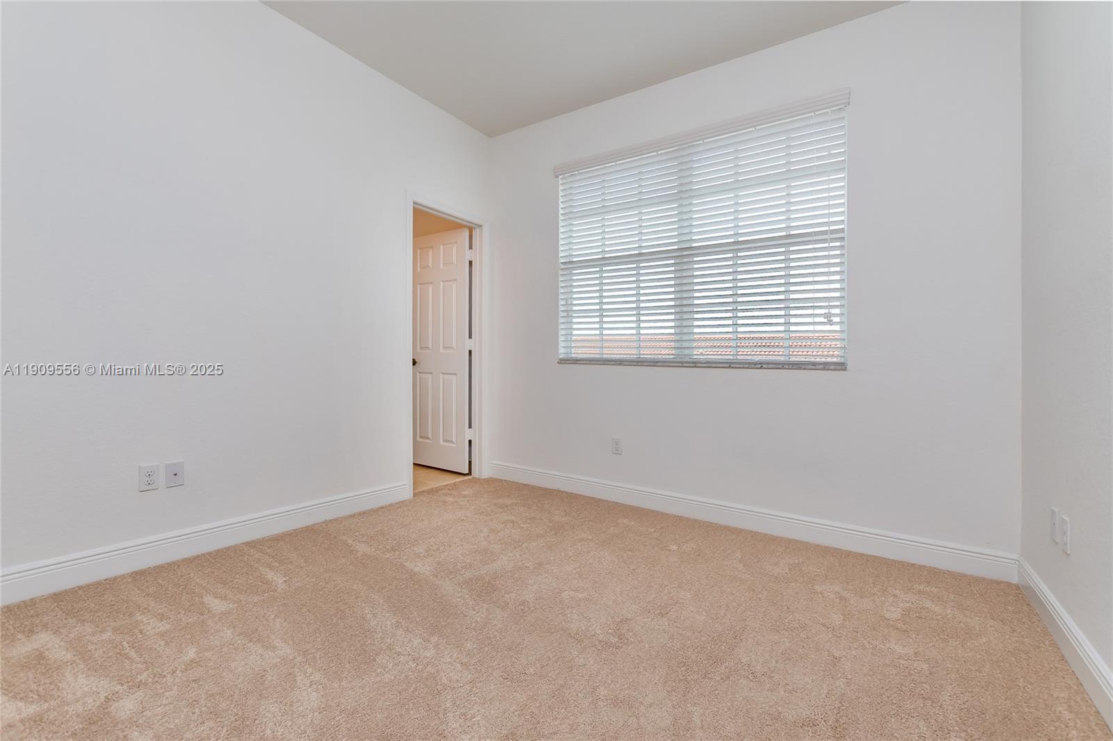 MONTCLAIR - Residential Lease