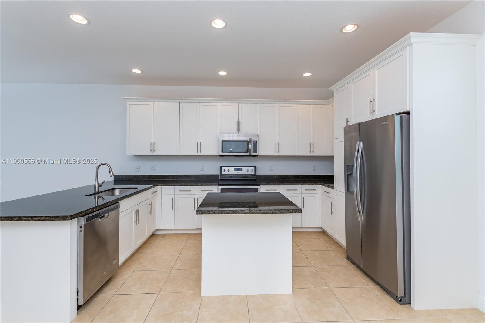 MONTCLAIR - Residential Lease