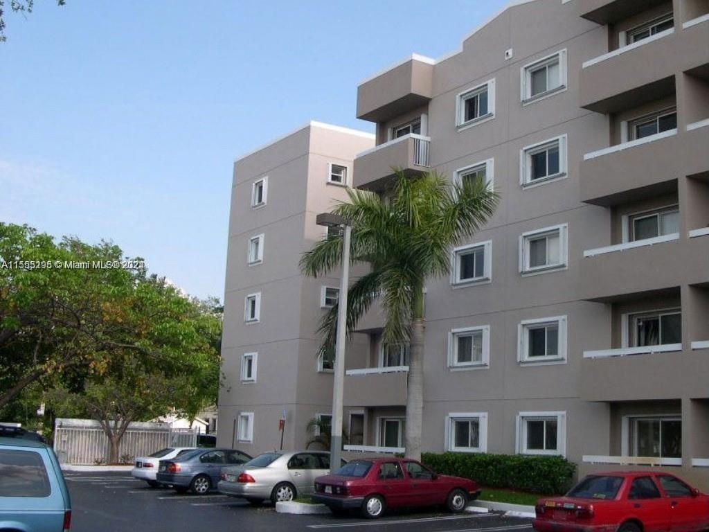Rental Property at 600 Nw 32nd Pl 318, Miami, Broward County, Florida - Bedrooms: 2 
Bathrooms: 1  - $2,200 MO.