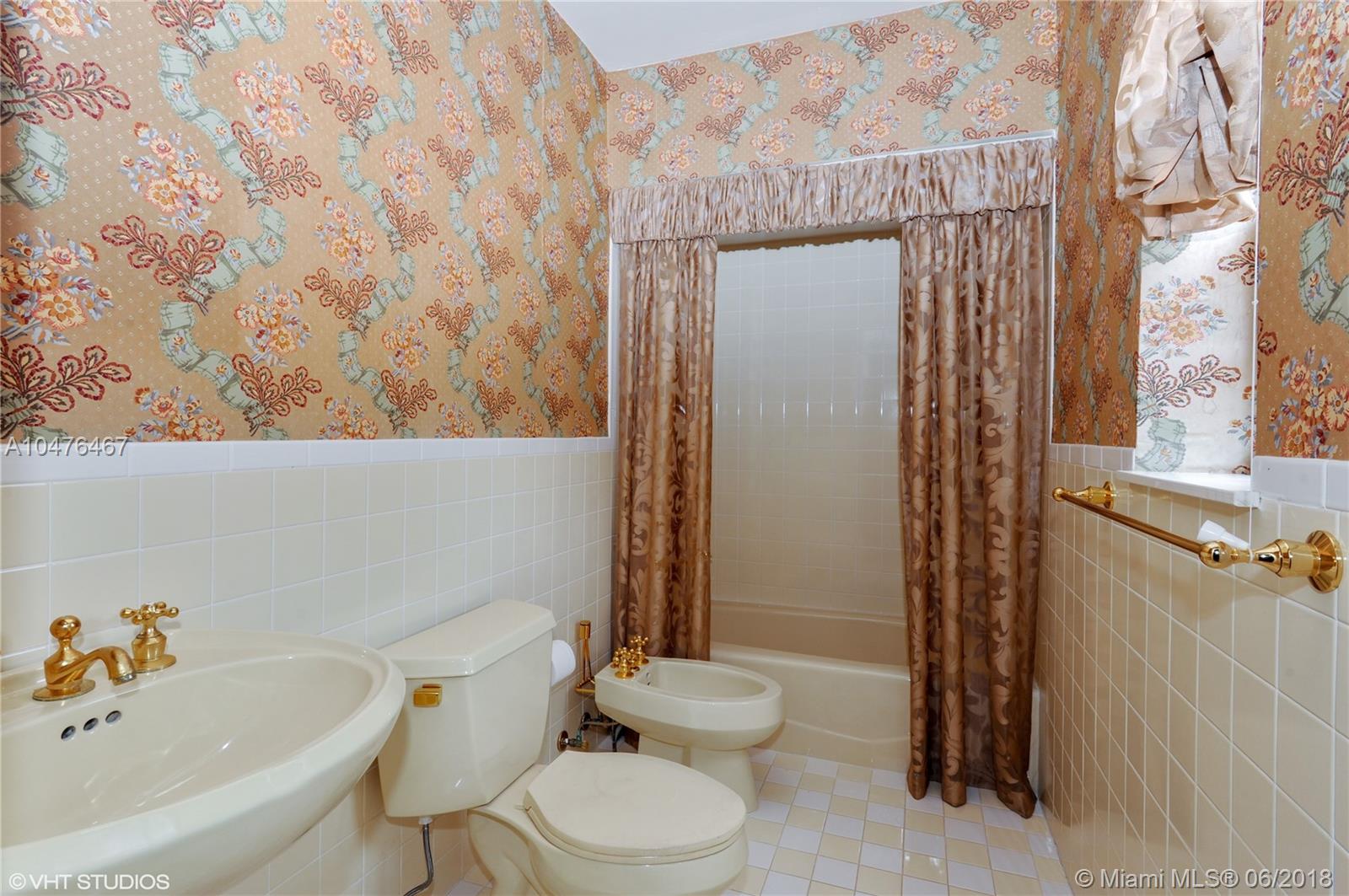 GABLES ESTATES - Residential