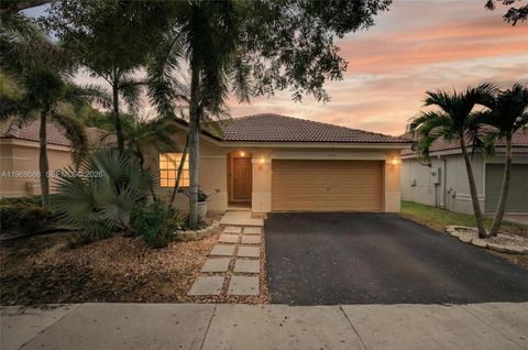 1956 Pisces Ter Weston FL 33327