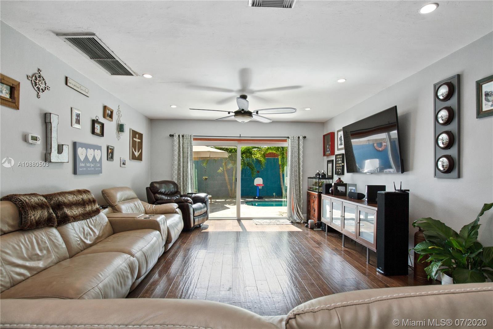 HEFTLER HOMES SUNSET PARK - Residential