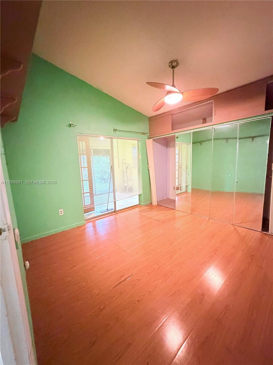 CORAL WOODS - Residential