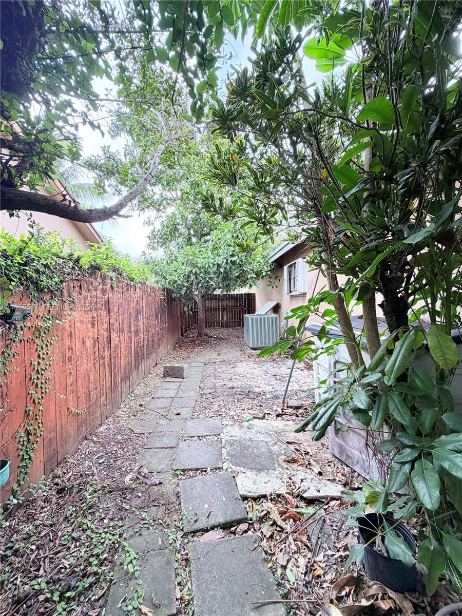 CORAL WOODS - Residential