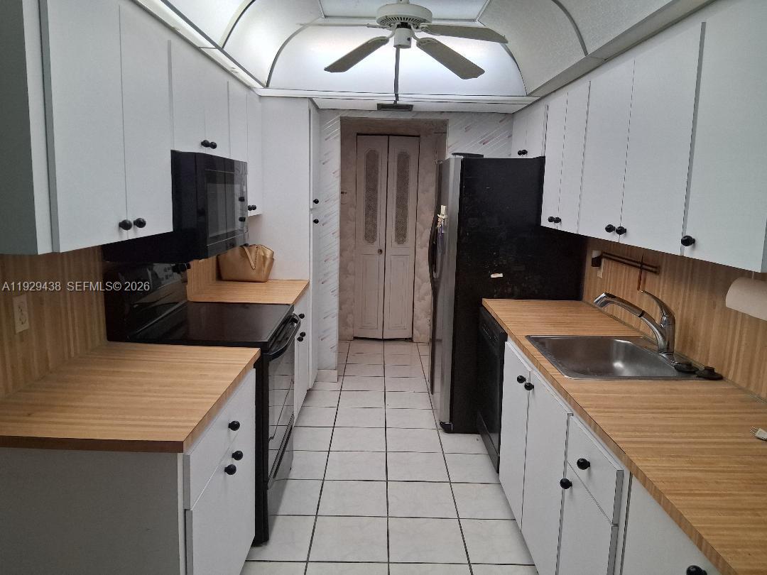 PARK PLACE CONDOMINIUM NO - Residential