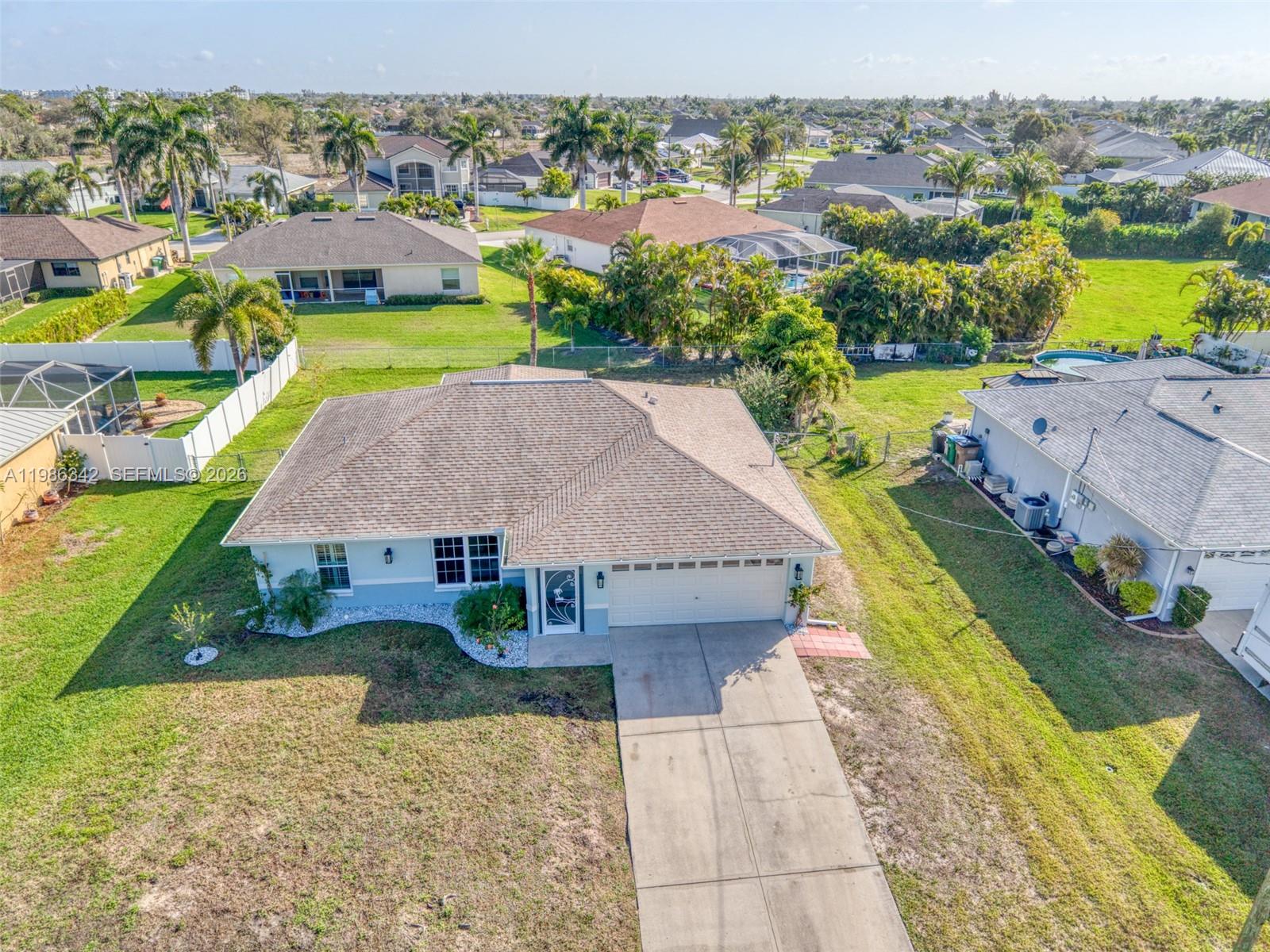 CAPE CORAL - Residential