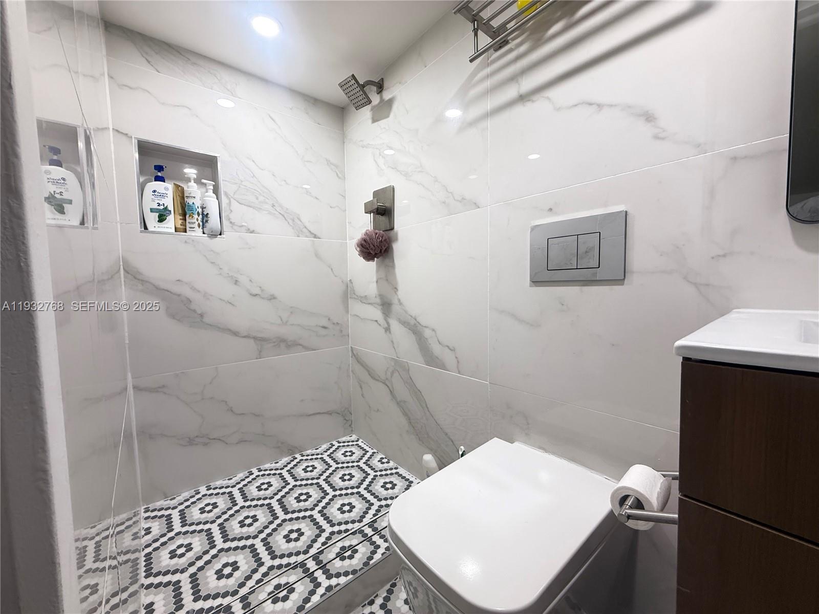 POMELO PARK - Residential Lease