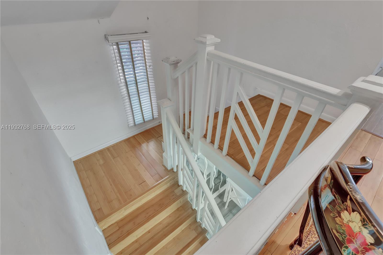 POMELO PARK - Residential Lease