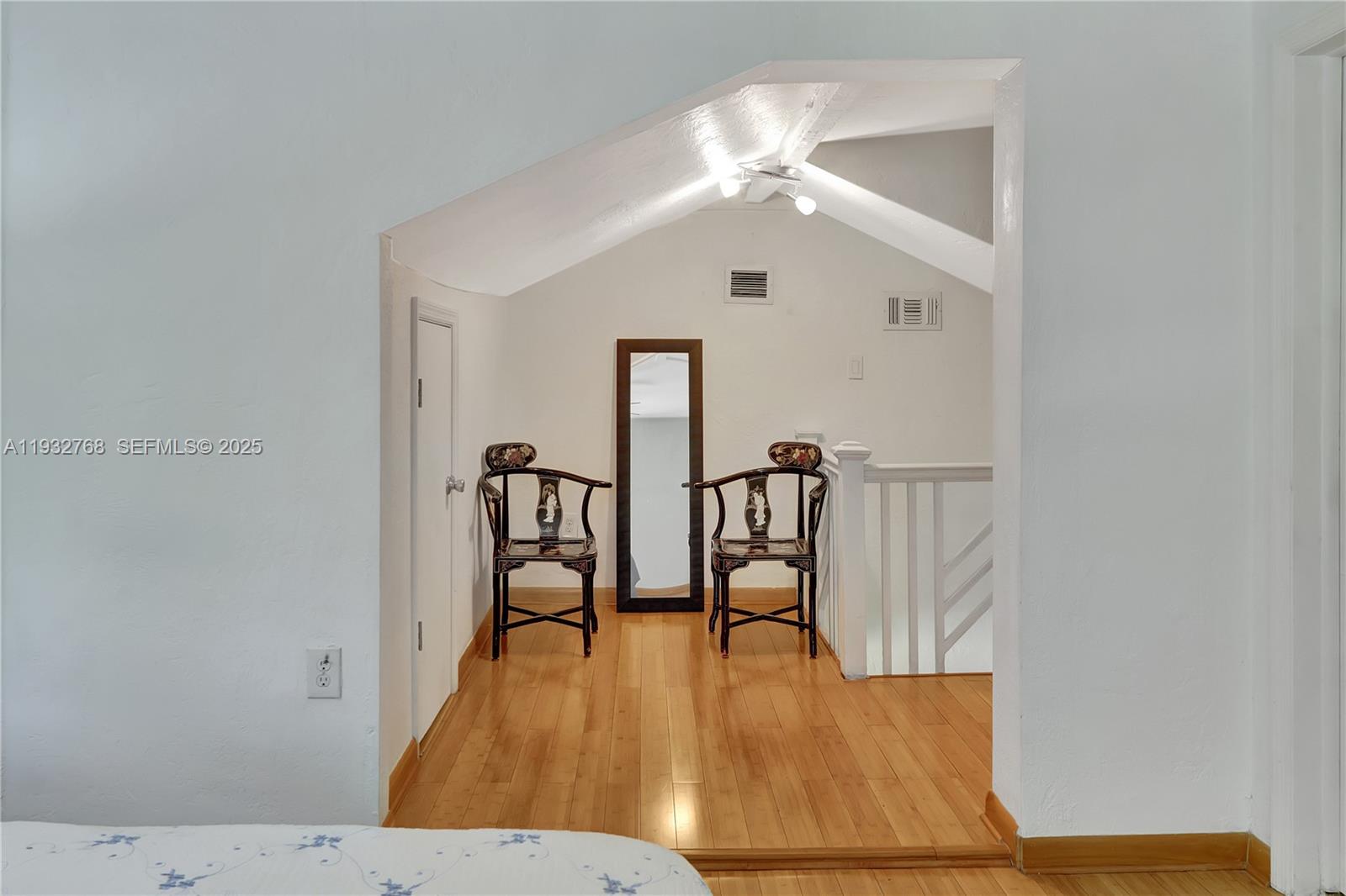 POMELO PARK - Residential Lease