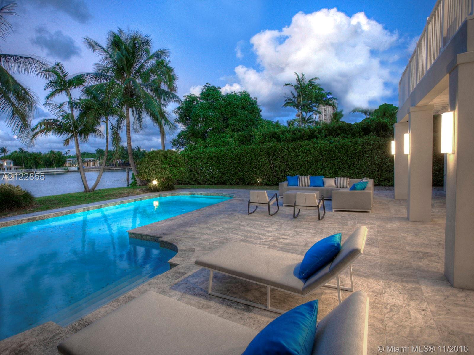 LAKE VIEW - Residential