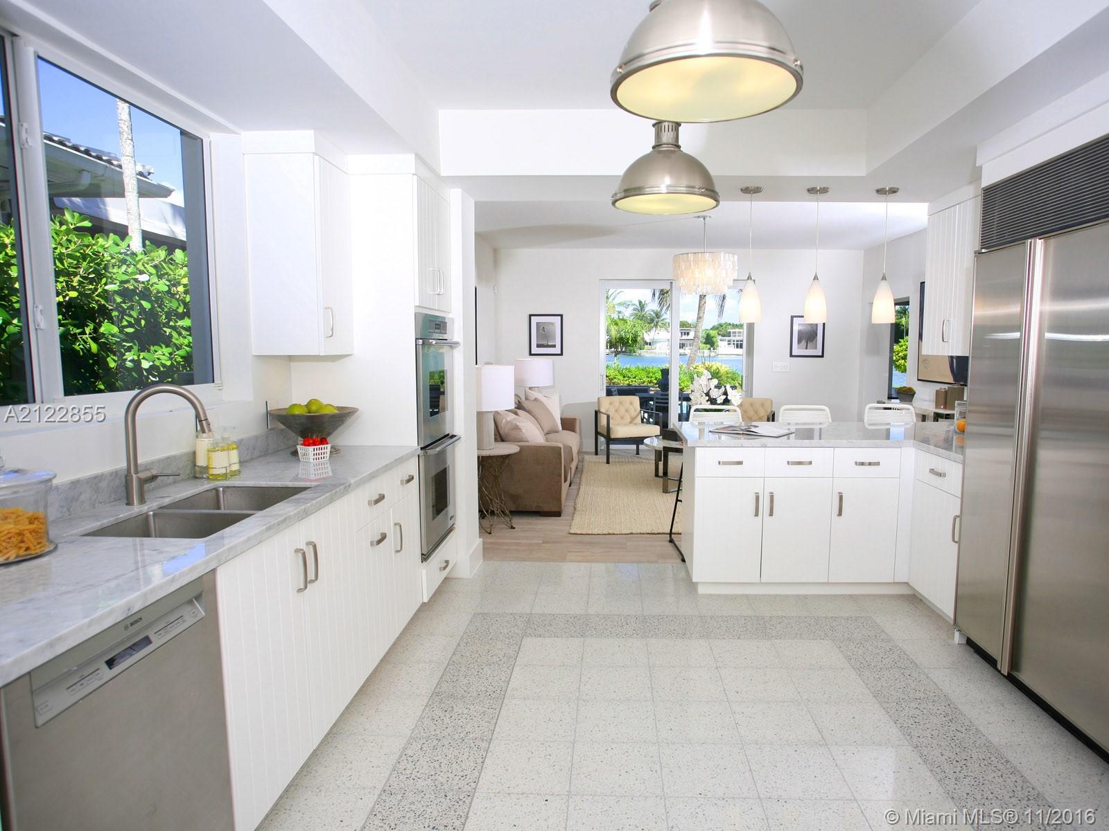 LAKE VIEW - Residential