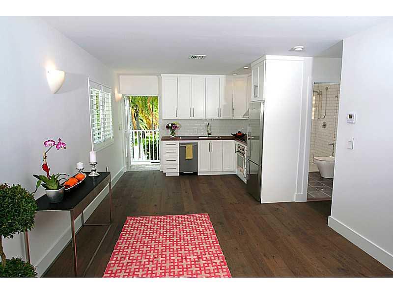 LAKE VIEW - Residential