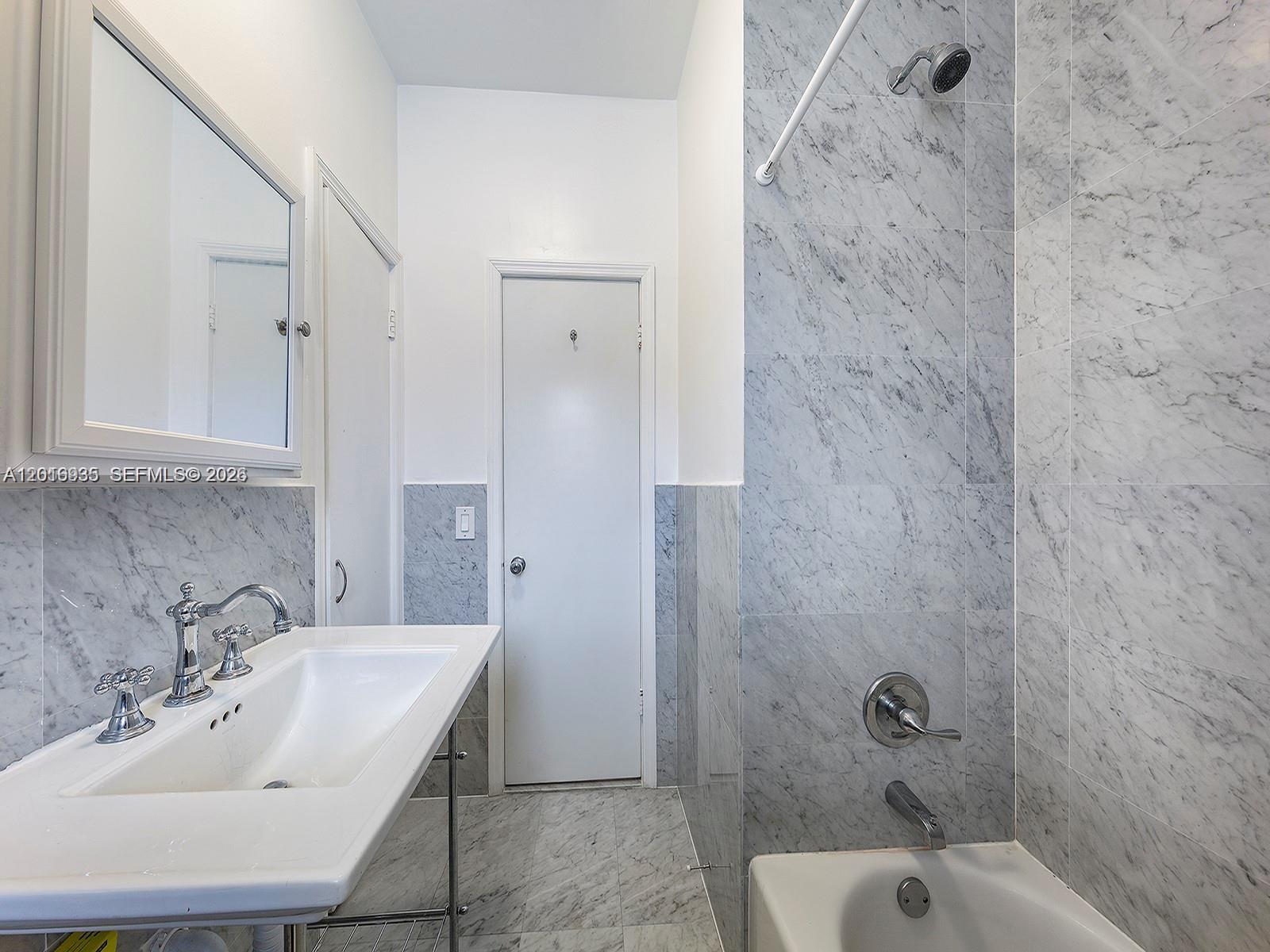 AMD PL OF BELMAR - Residential Lease