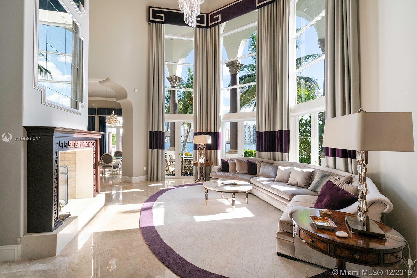 ISLAND ESTATES - Residential