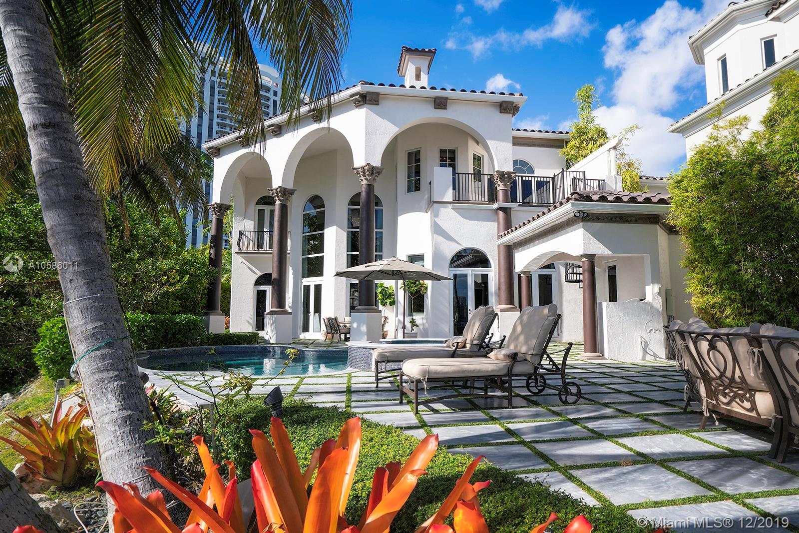 ISLAND ESTATES - Residential