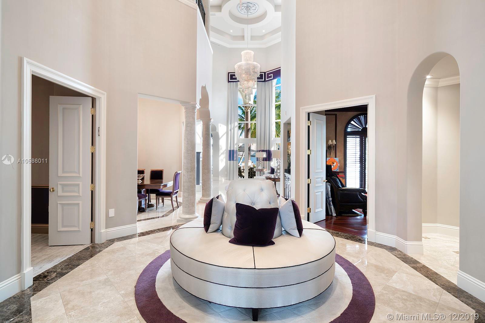 ISLAND ESTATES - Residential