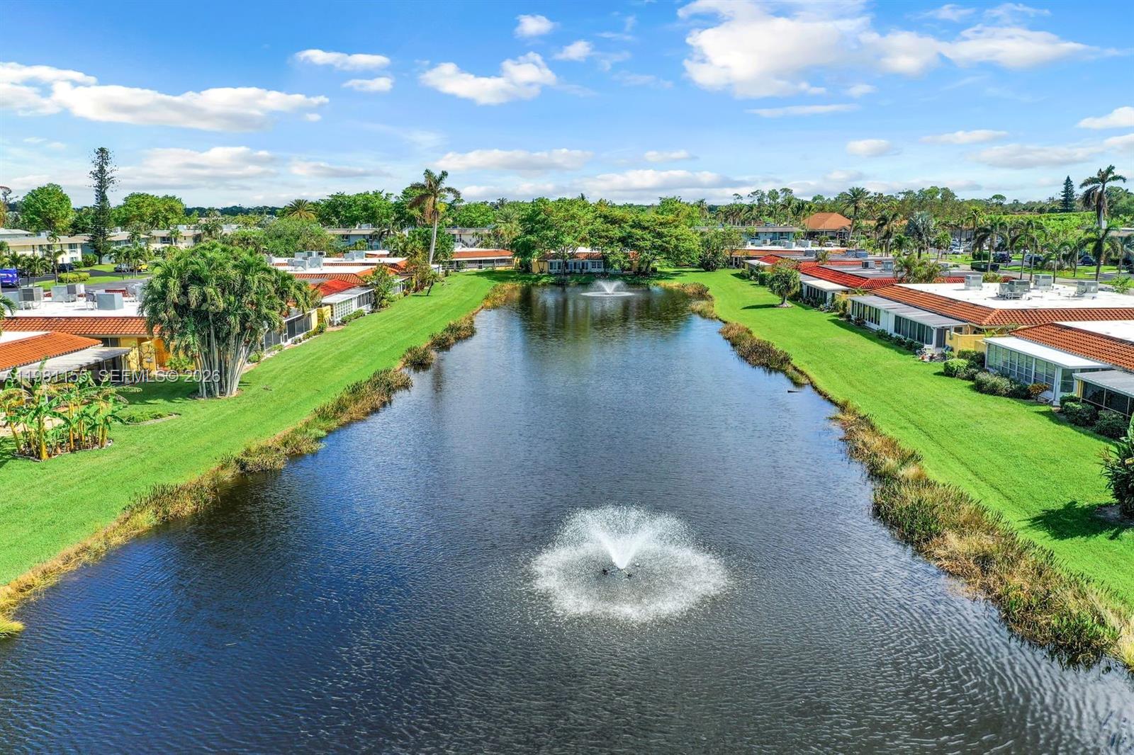 GLADES COUNTRY CLUB - Residential