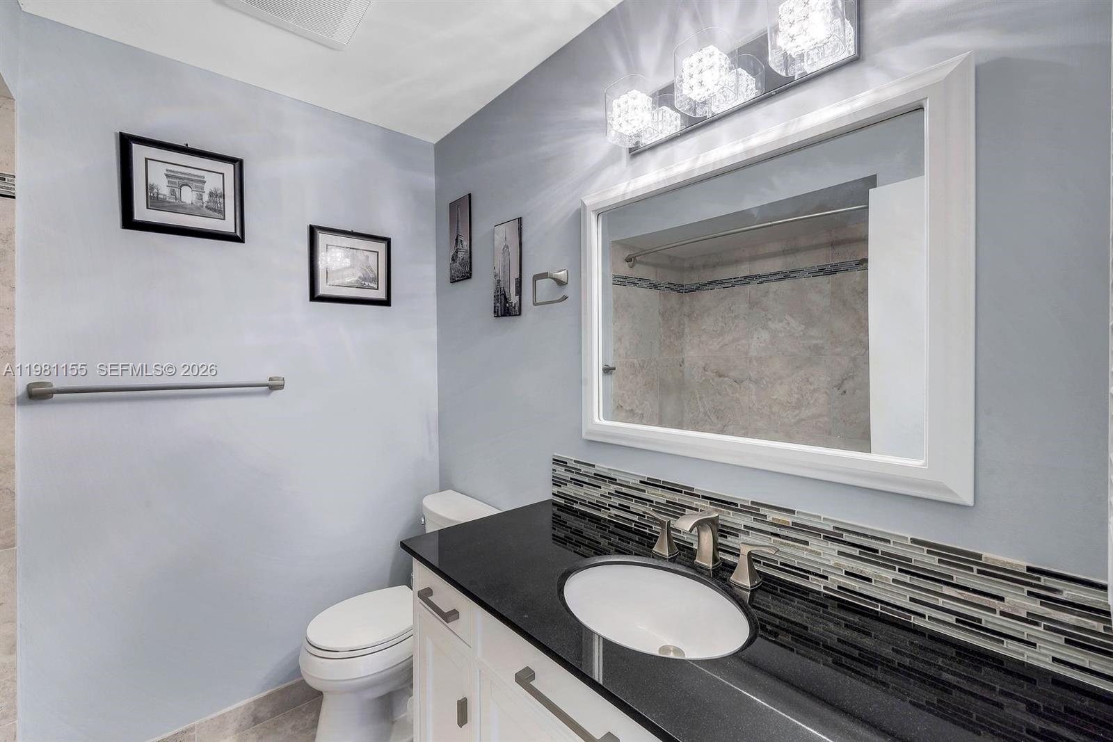 GLADES COUNTRY CLUB - Residential