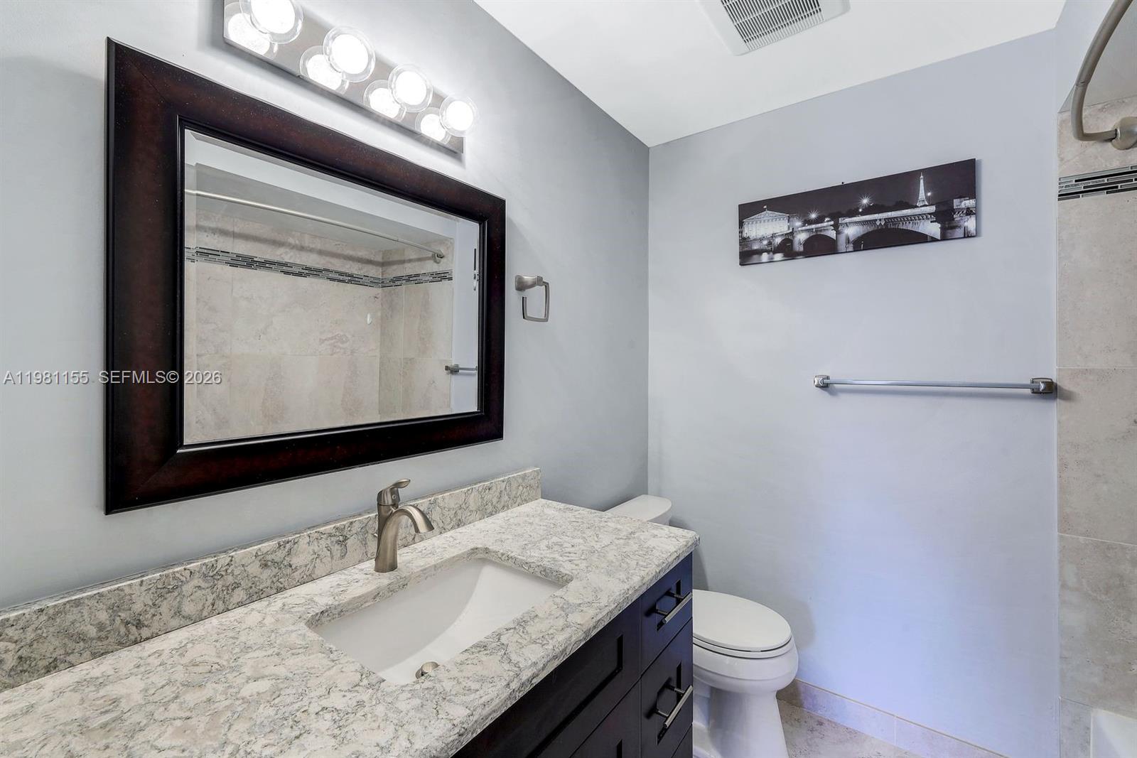 GLADES COUNTRY CLUB - Residential