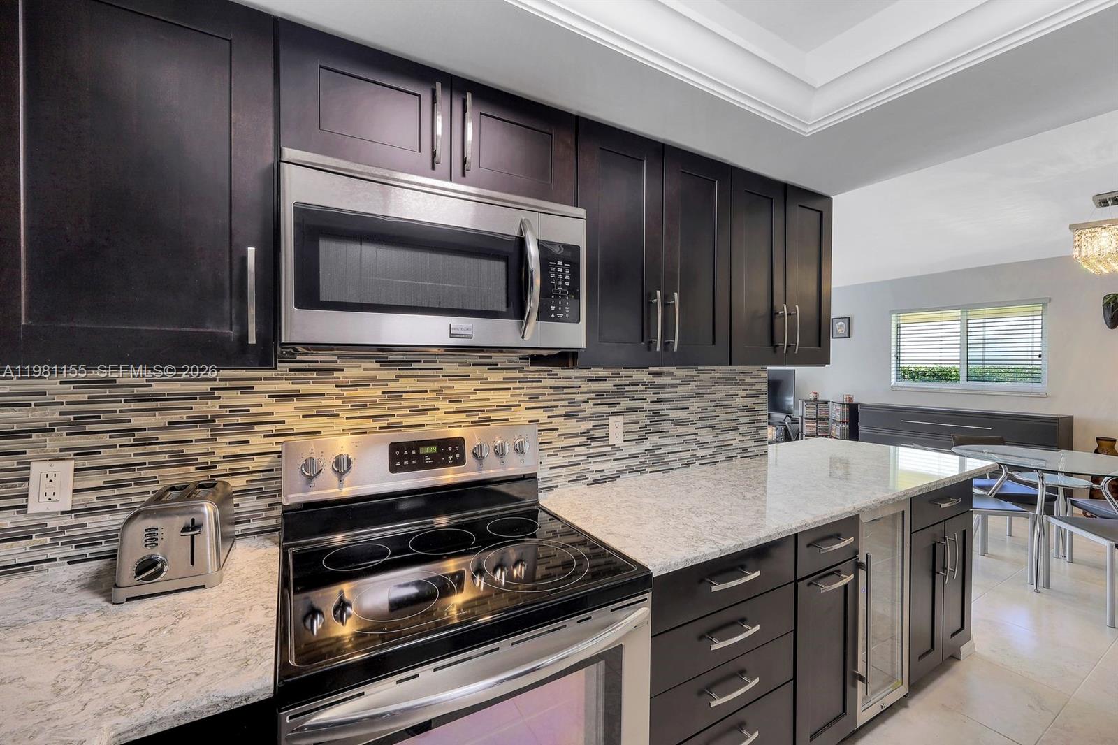 GLADES COUNTRY CLUB - Residential