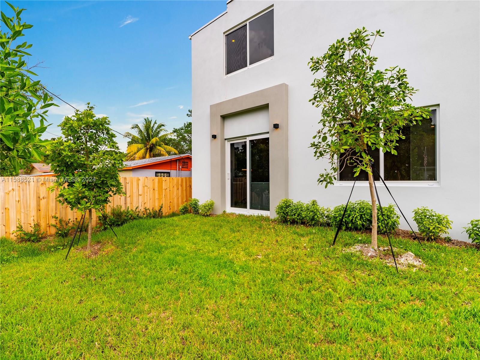 OSCEOLA PARK - Residential Income