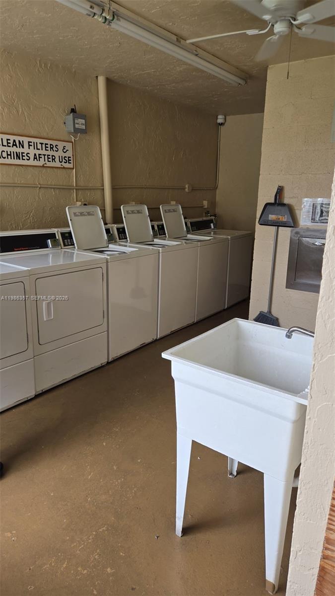 VILLAGE GREEN WINDSOR CON - Residential