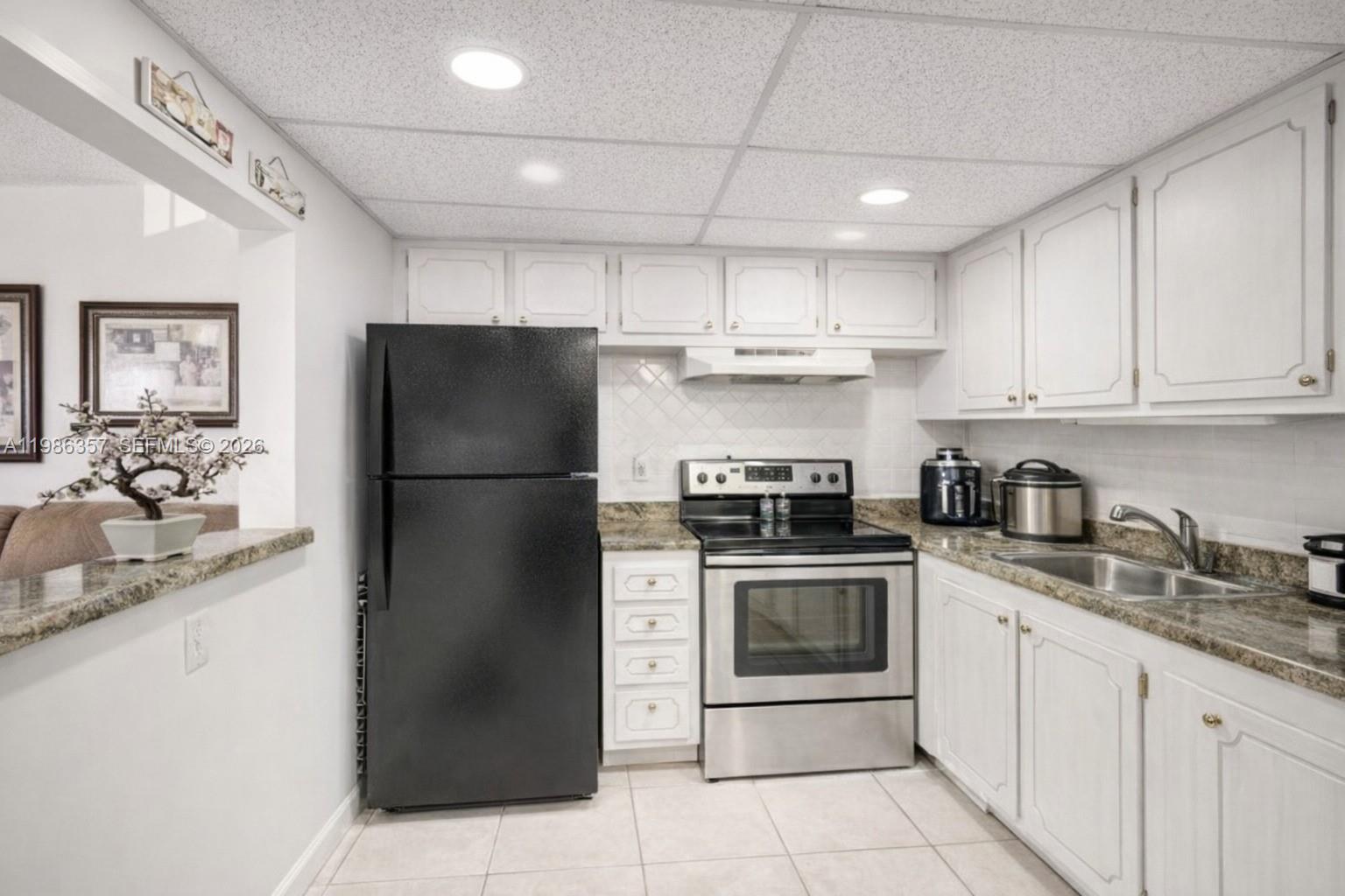 400 W Village Green Cir W 216