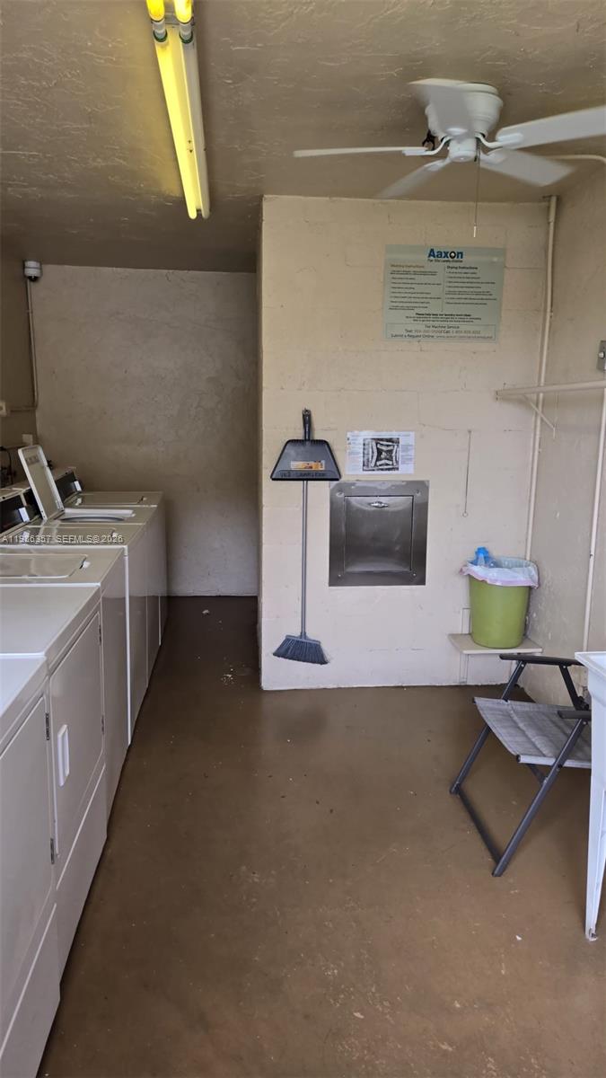 VILLAGE GREEN WINDSOR CON - Residential