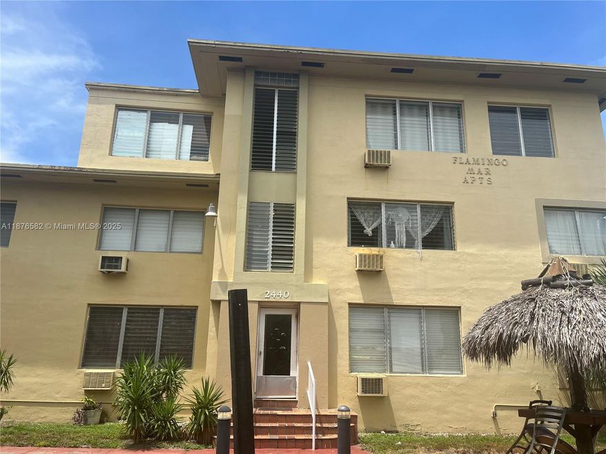 Close to beaches ,parks and three shopping centers within a 1.5 mile radius .
Short Drive to Miami International Airport. Unique 16 unit building .