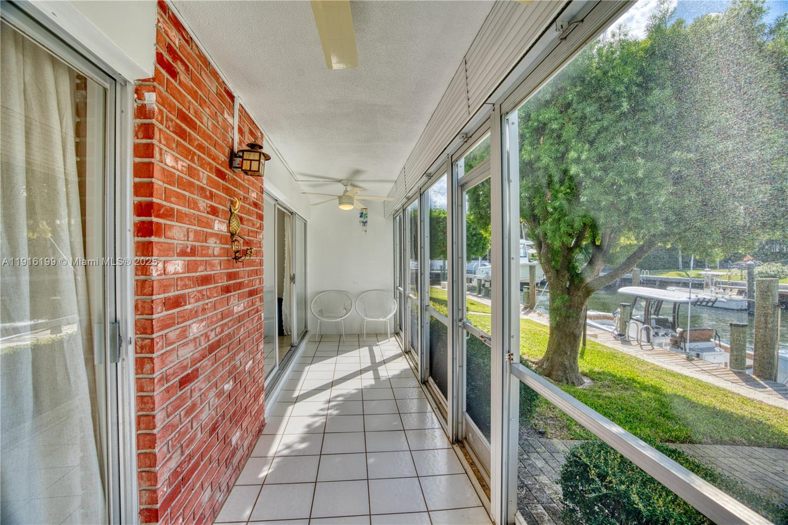 MARINA HARBOUR CONDO - Residential